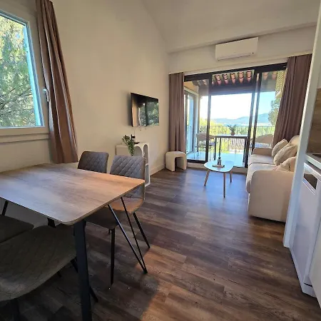 Beautiful Sea View Apartament Grimaud